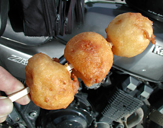 北海道の名物の一つである揚げ芋。